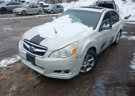 2010 Subaru Legacy 2.5I Premium z USA, uszkodzony, nr VIN 4S3BMAG62A1218174